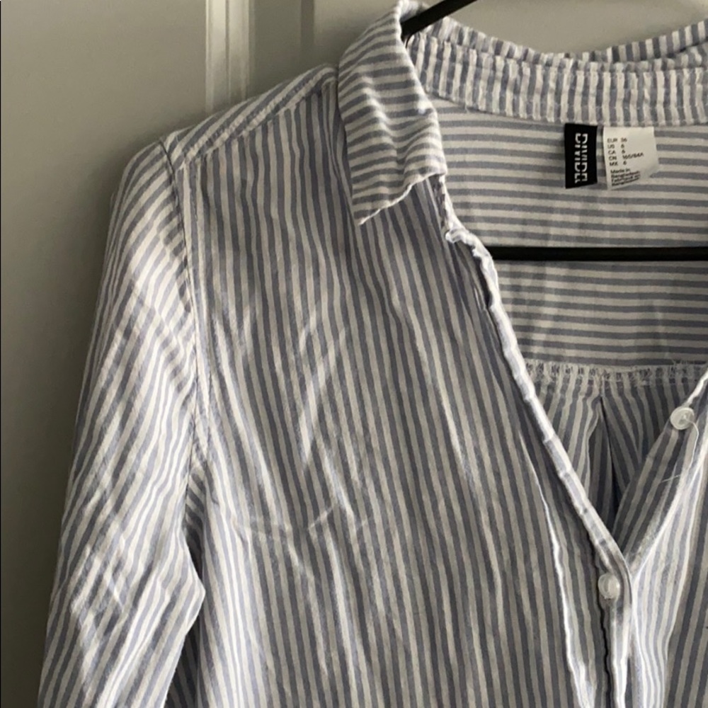 Divided H&M Button Down - Picture 3 of 3